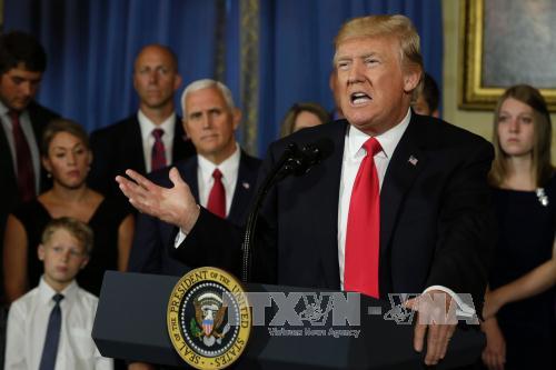 Tổng thống Mỹ hối thúc nghị sĩ Cộng hòa thông qua dự luật thay thế Obamacare 